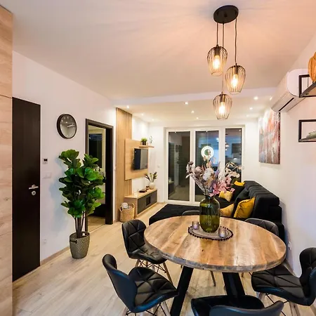 Blackwood '66 Apartment Siofok