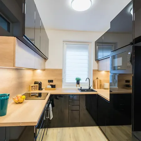 Blackwood '66 Apartment